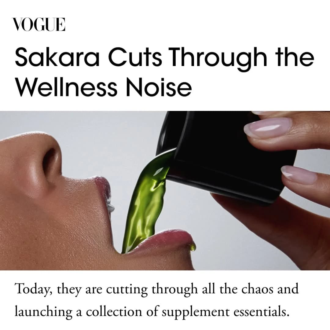 Sakara — Editorial Product In-Use Shot